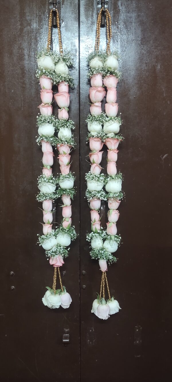 Rose And Jipse Garlands